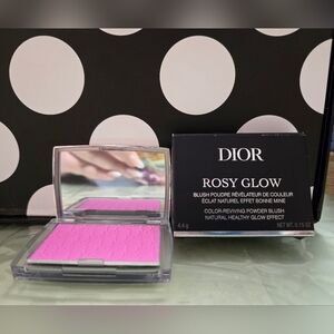 ✨️Dior Rosy Glow Blush✨️